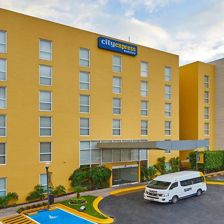 City Express By Marriott San Luis Potosi Zona Universitaria Ngoại thất bức ảnh