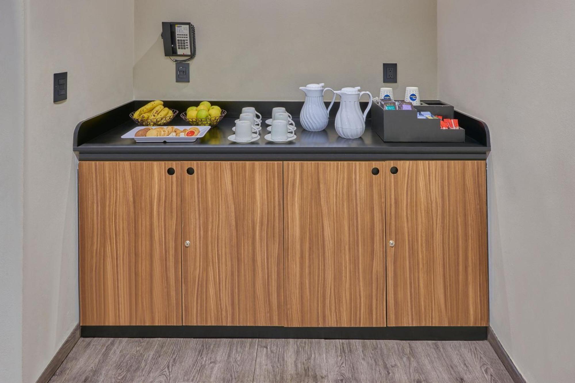 City Express By Marriott San Luis Potosi Zona Universitaria Ngoại thất bức ảnh