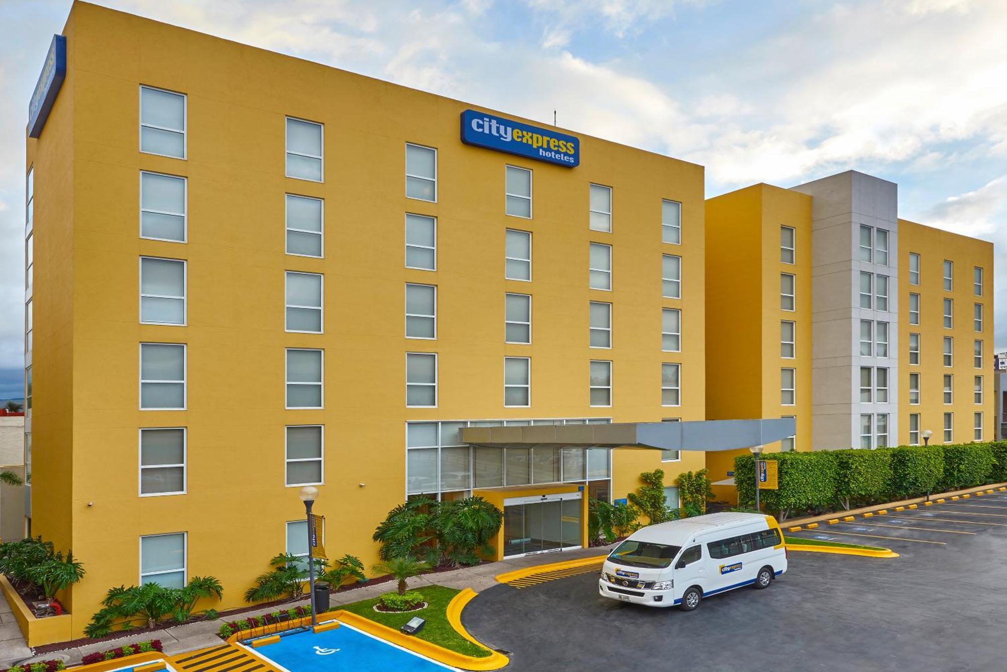 City Express By Marriott San Luis Potosi Zona Universitaria Ngoại thất bức ảnh