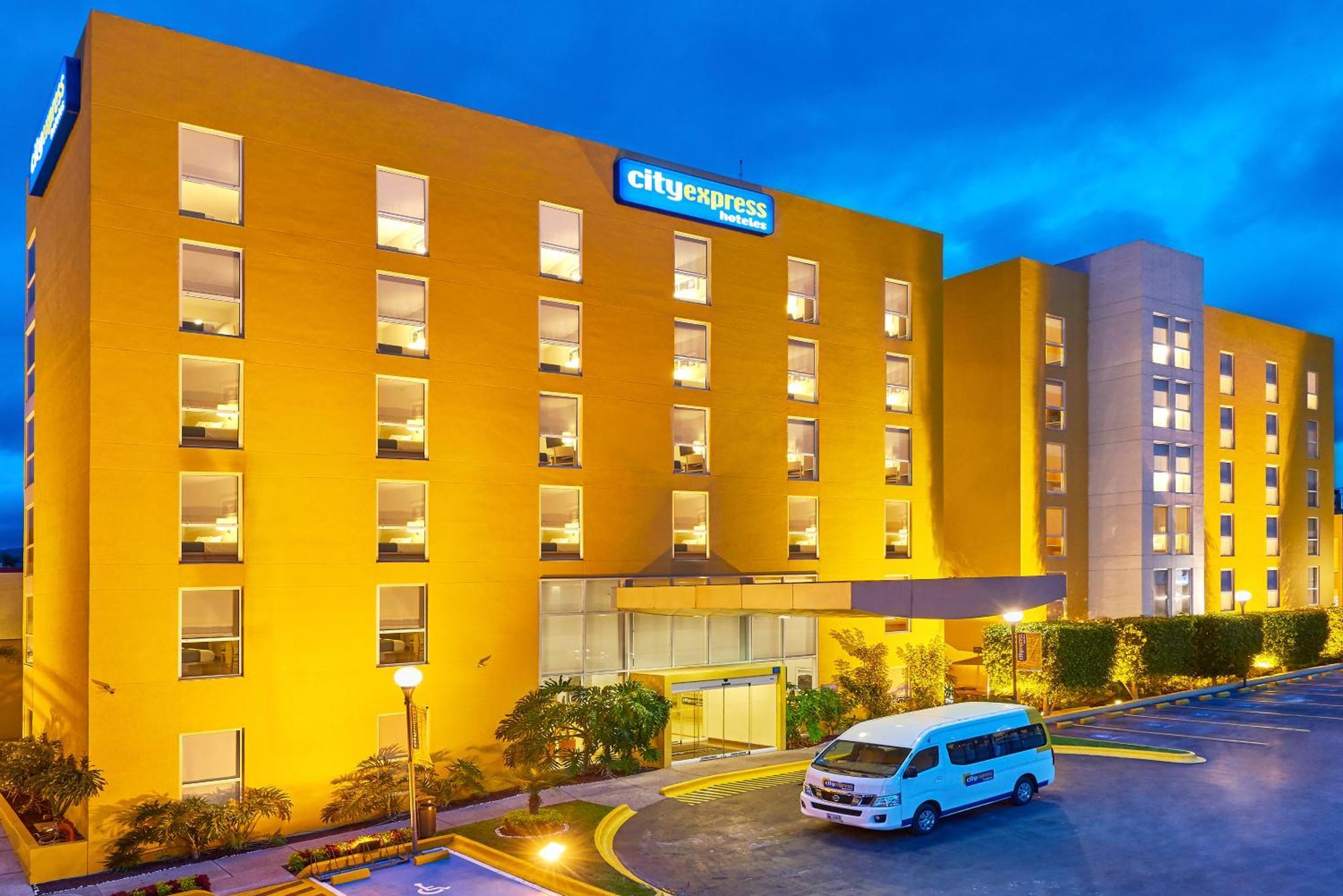 City Express By Marriott San Luis Potosi Zona Universitaria Ngoại thất bức ảnh