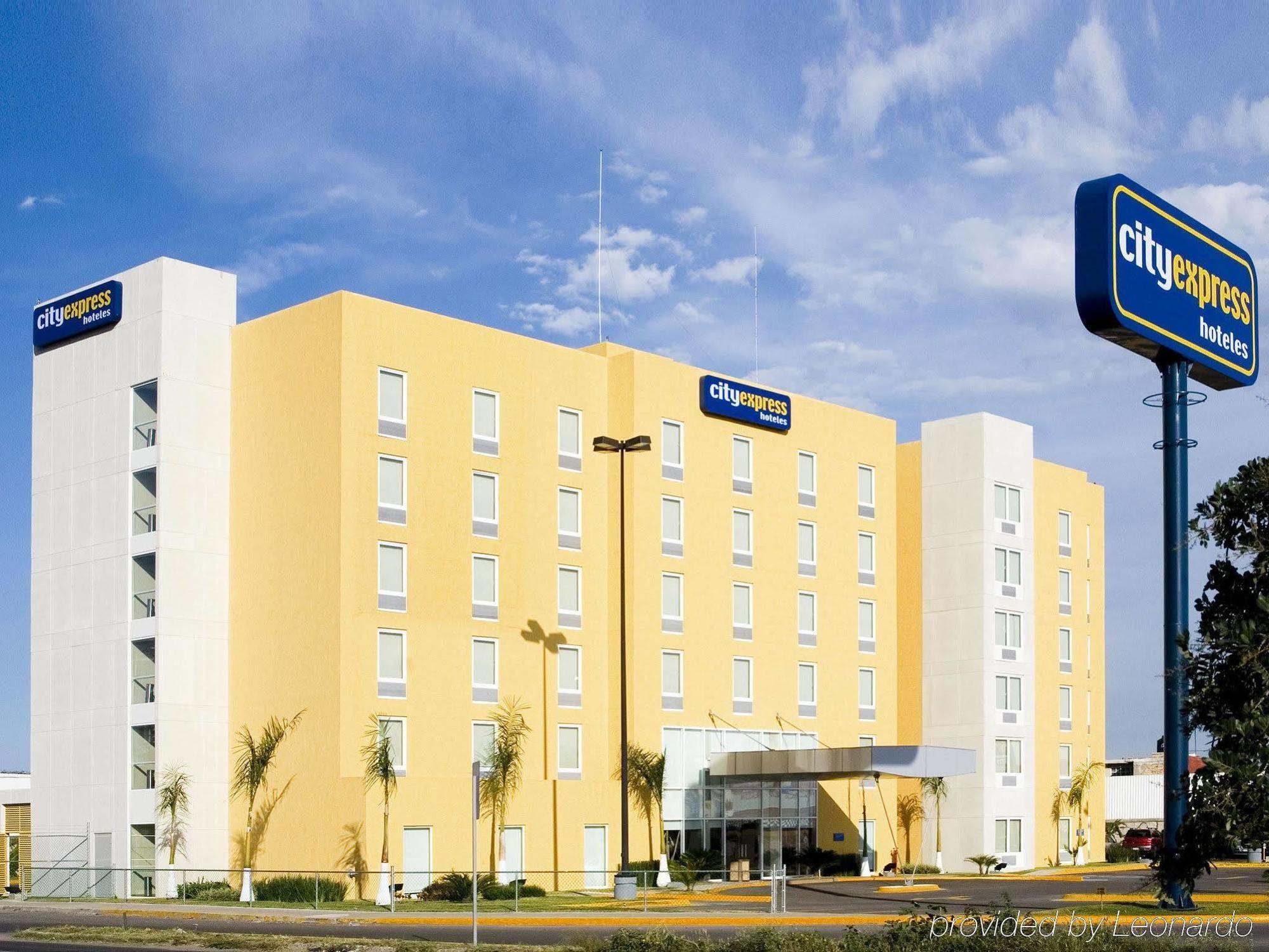 City Express By Marriott San Luis Potosi Zona Universitaria Ngoại thất bức ảnh